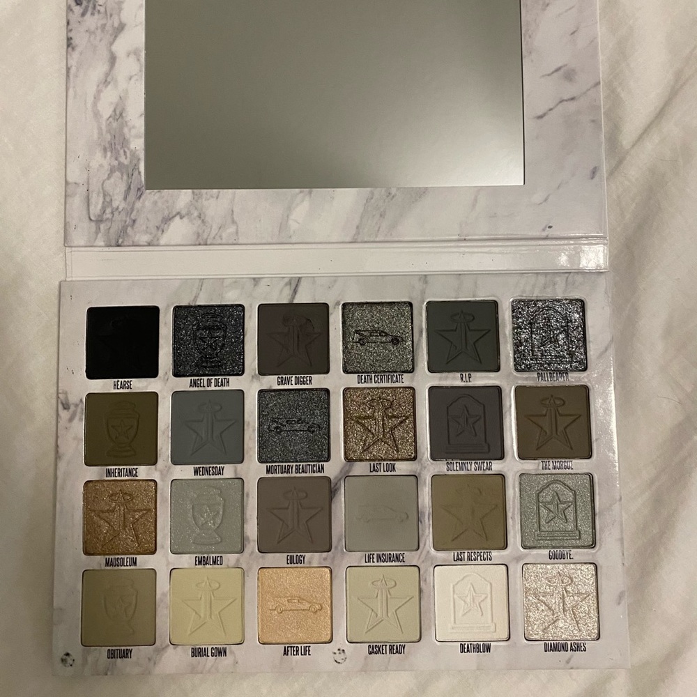 Jeffree Star Cosmetics Cremated Eyeshadow Palette